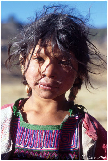 Jeune fille au Guatemala