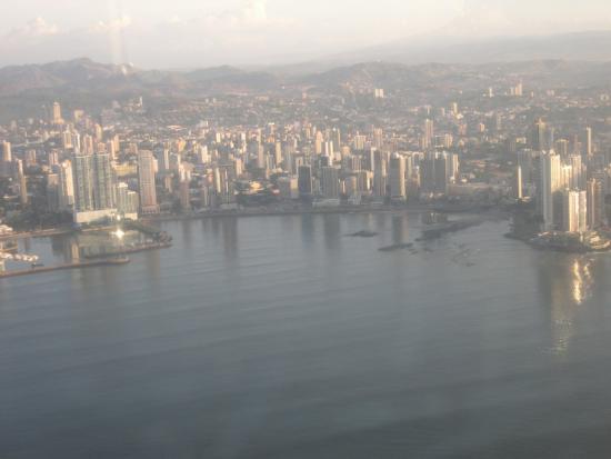 LA VILLE DE PANAMA