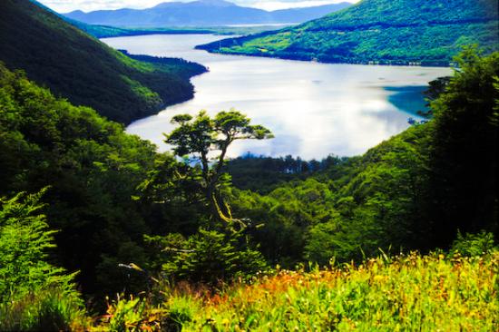LAC ESCONDIDO