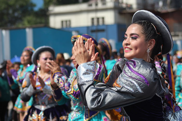 DANSES AU PEROU
